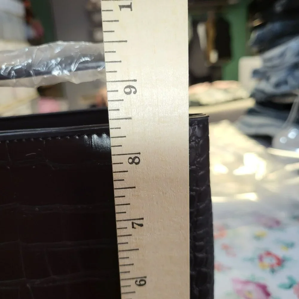 Aota Black Crocodile Pattern Vegan Leather Bucket Bag Gold Hardware & Adjustable - Picture 10 of 12